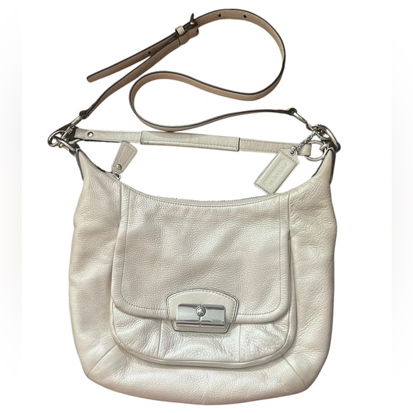 Coach Handbags - Coach Park Pebbled Leather Hobo Crossbody Bag Taupe Turnlock Flap Style 19303